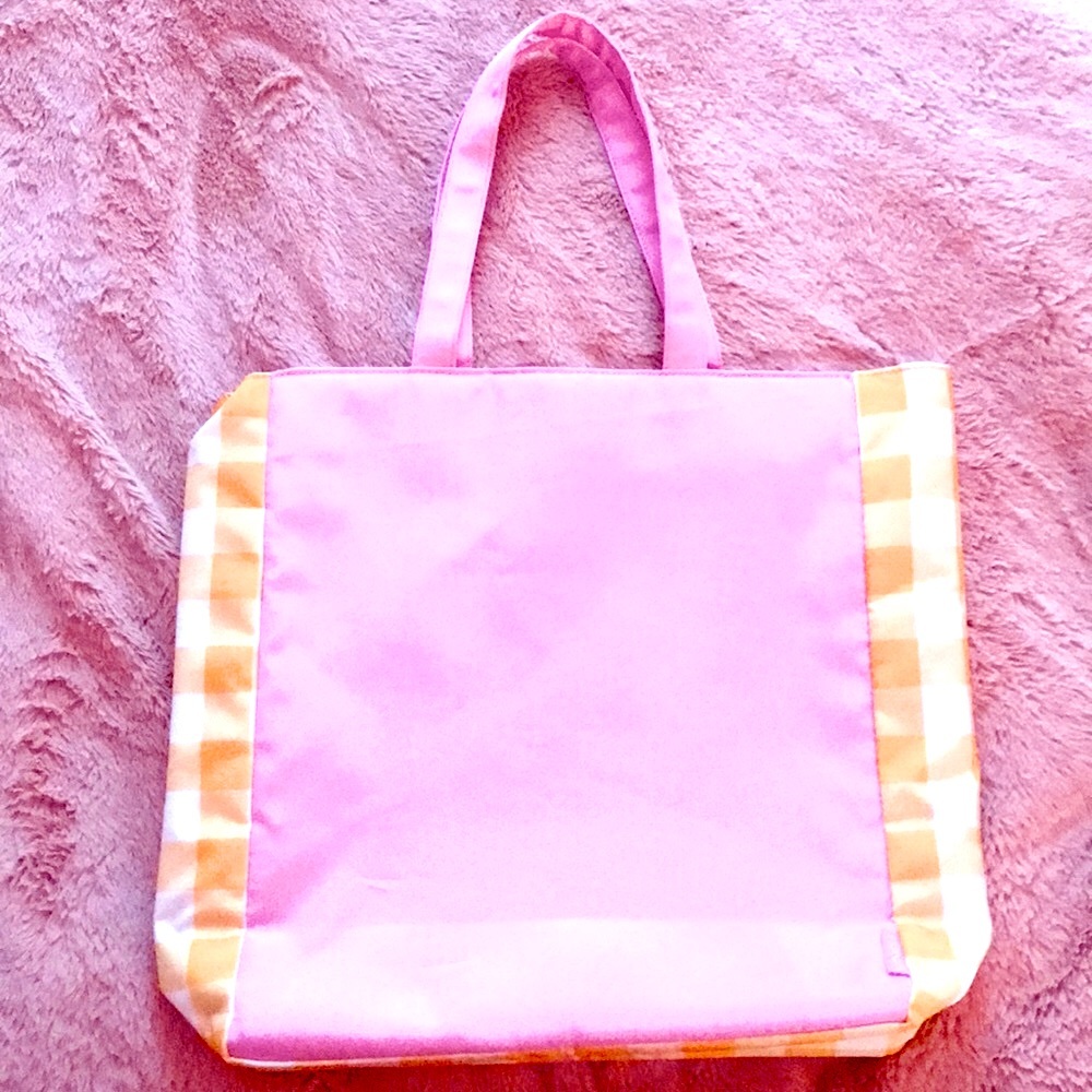 Beach Tote 🏖 👜 - Picture 2 of 4